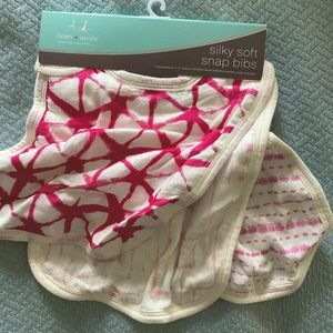 NWT Aden + Anais Silky Snap Bibs (3) Pink Shibori